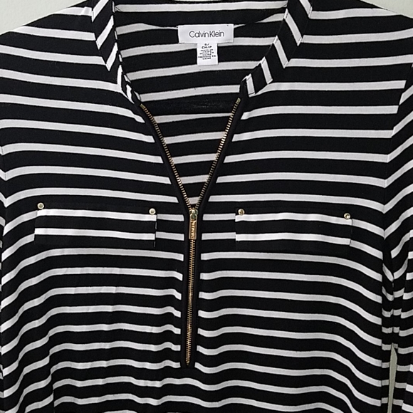 Calvin Klein Top - Picture 2 of 5